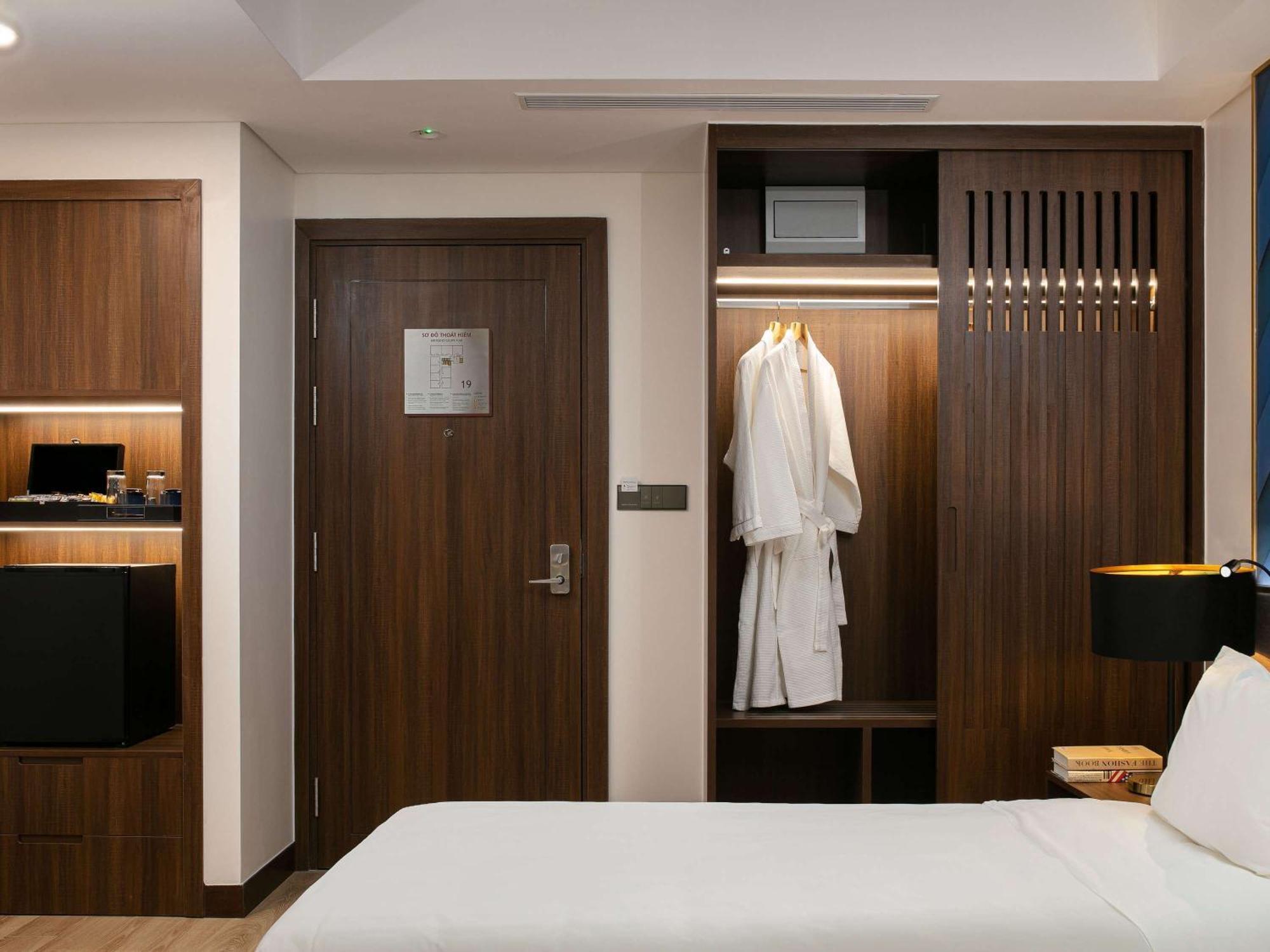 Moevenpick Living West Ανόι Εξωτερικό φωτογραφία